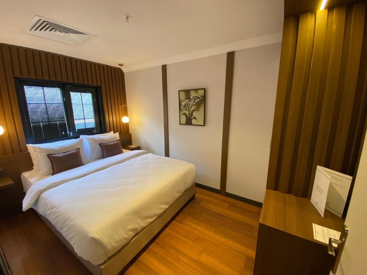 Vira Otel Suites Sinop Buitenkant foto