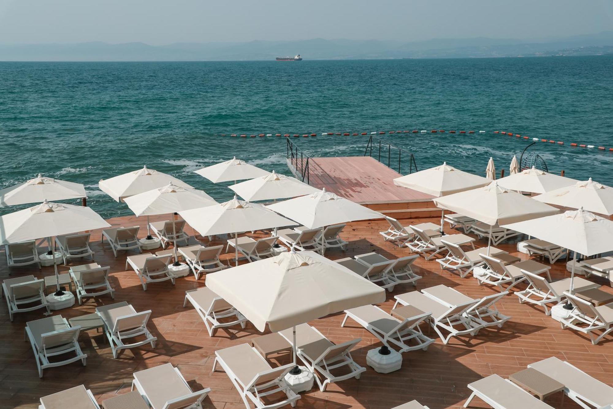 Vira Otel Suites Sinop Buitenkant foto
