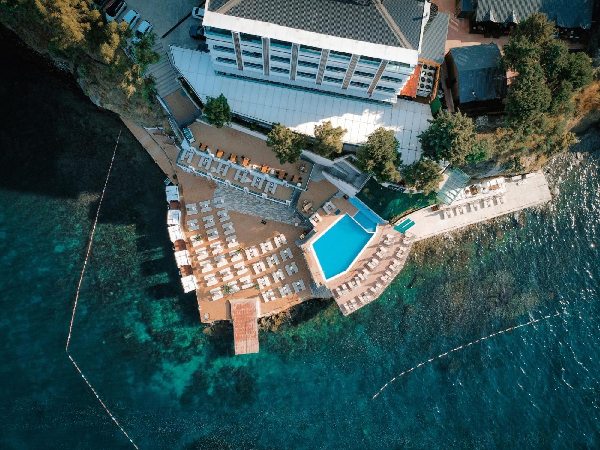 Vira Otel Suites Sinop Buitenkant foto