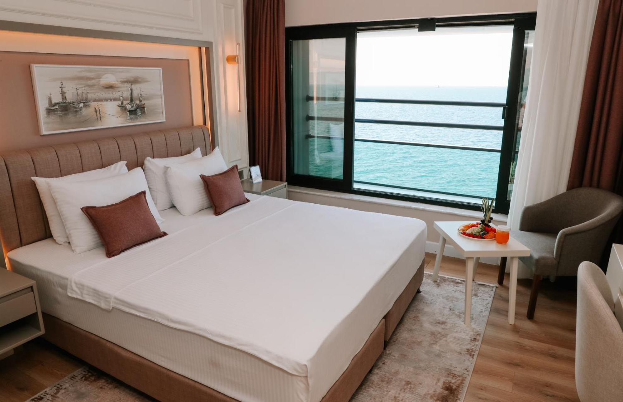 Vira Otel Suites Sinop Buitenkant foto