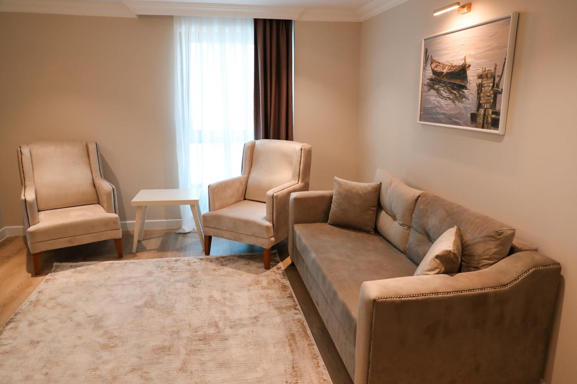 Vira Otel Suites Sinop Buitenkant foto