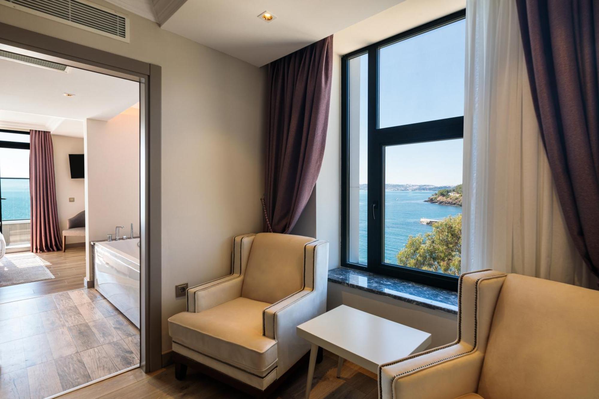 Vira Otel Suites Sinop Buitenkant foto
