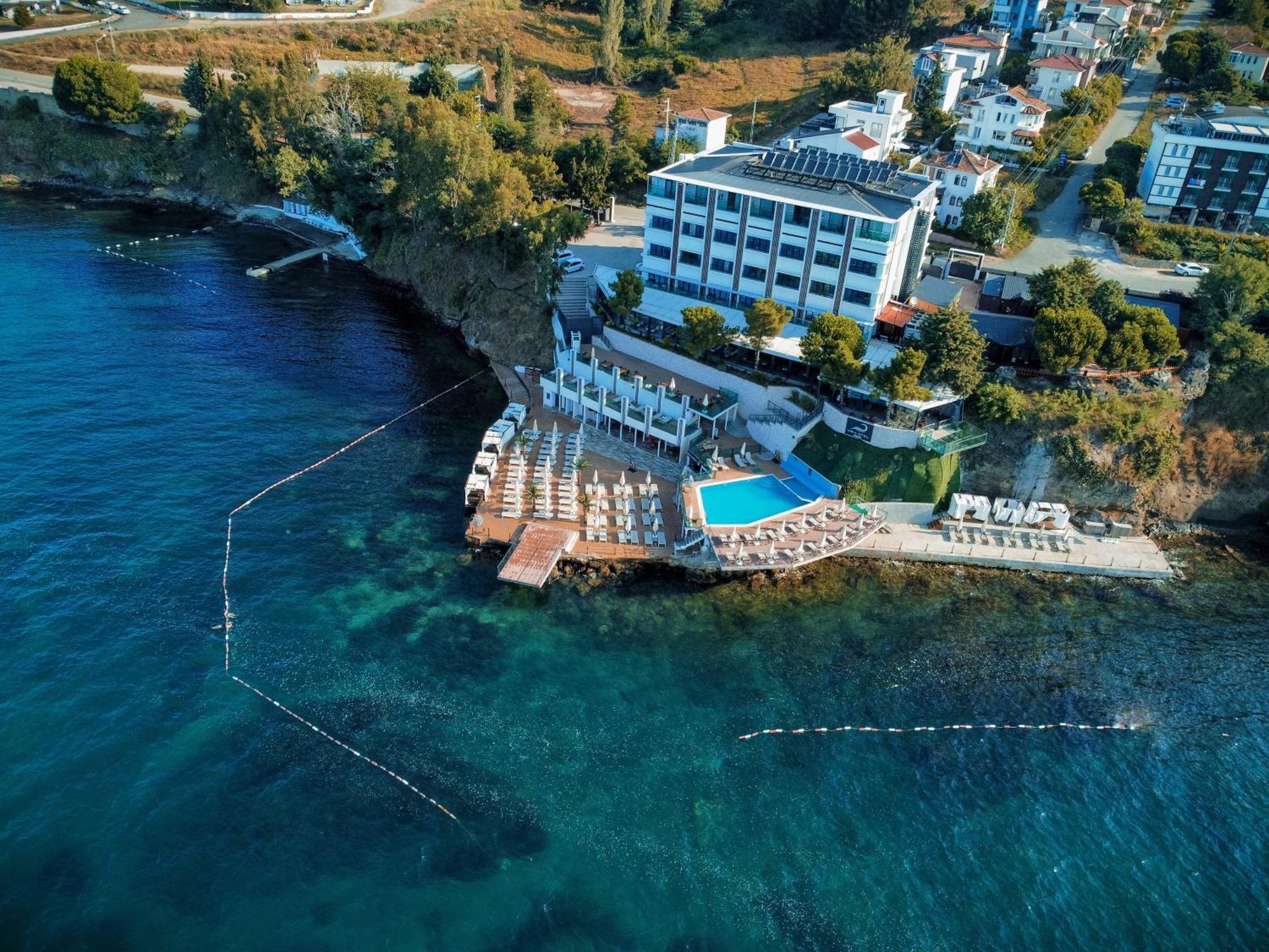 Vira Otel Suites Sinop Buitenkant foto